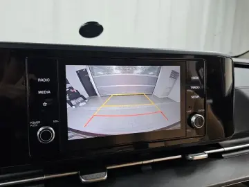 2021 Kia Carnival с пробегом 23 468 км
