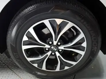 2021 Kia Carnival с пробегом 129 844 км