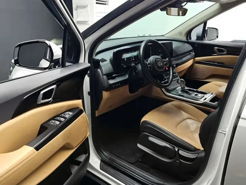 2021 Kia Carnival с пробегом 129 844 км