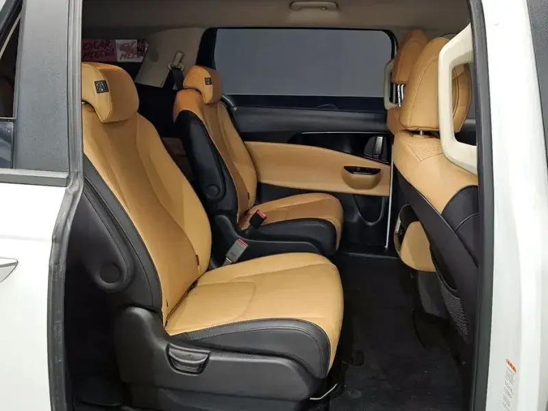 2021 Kia Carnival с пробегом 129 844 км