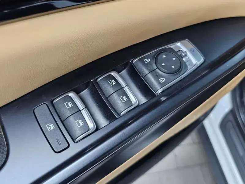2021 Kia Carnival с пробегом 23 468 км