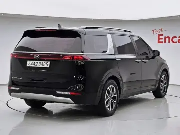 2021 Kia Carnival с пробегом 135 993 км