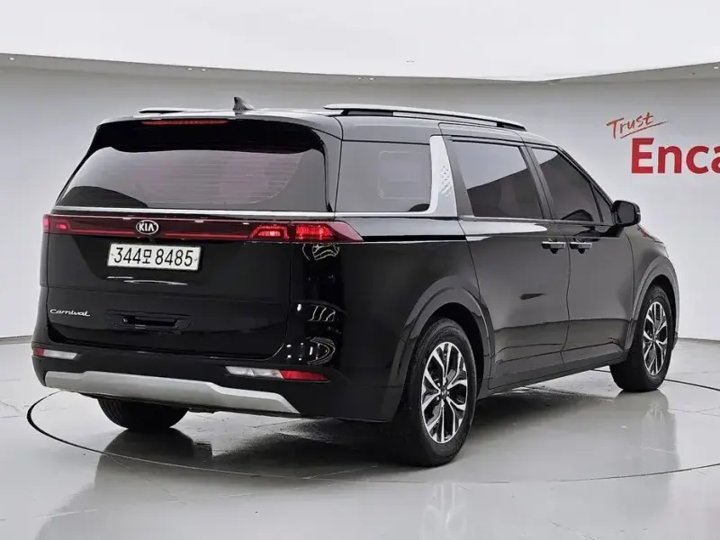 2021 Kia Carnival с пробегом 135 993 км