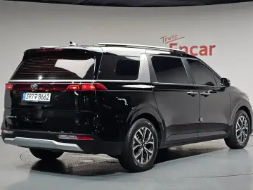 2021 Kia Carnival с пробегом 6 599 км