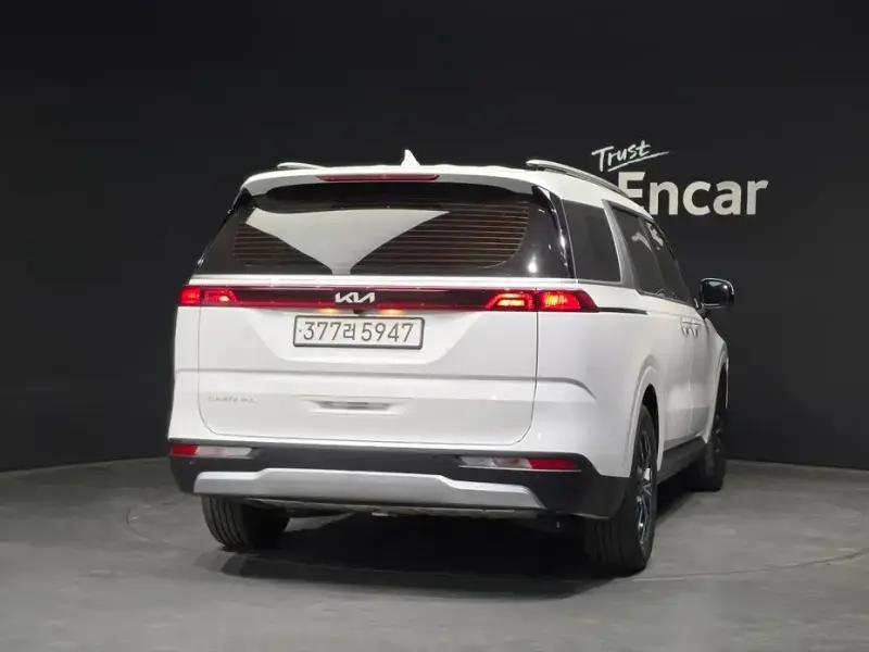 2021 Kia Carnival с пробегом 120 290 км