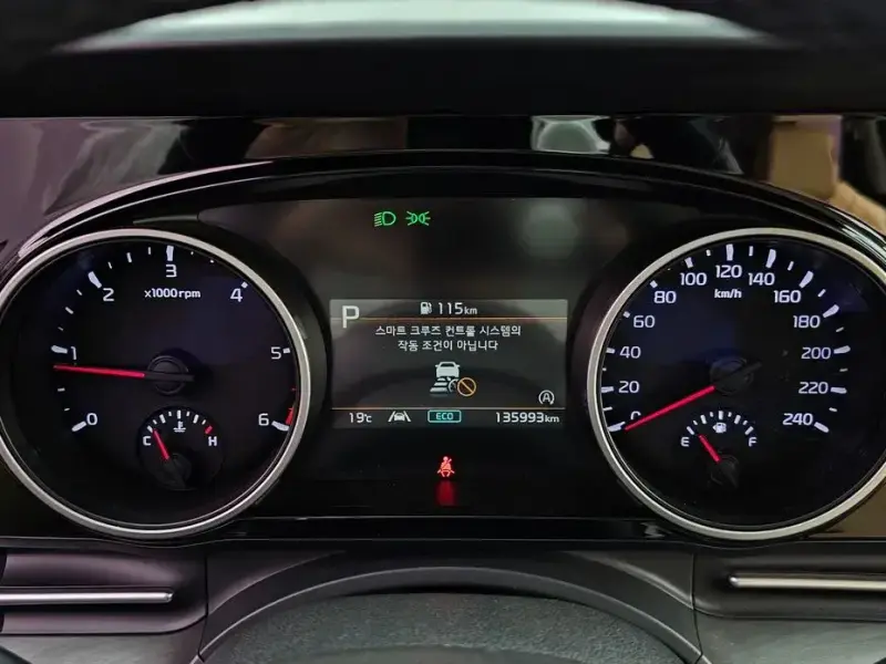 2021 Kia Carnival с пробегом 135 993 км