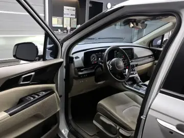 2021 Kia Carnival с пробегом 120 290 км