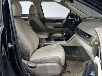 2021 Kia Carnival с пробегом 6 599 км
