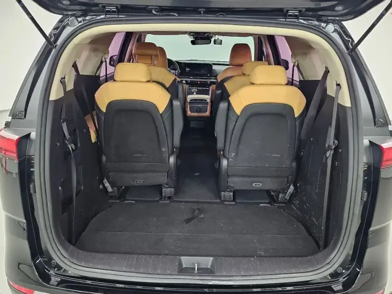 2021 Kia Carnival с пробегом 135 993 км