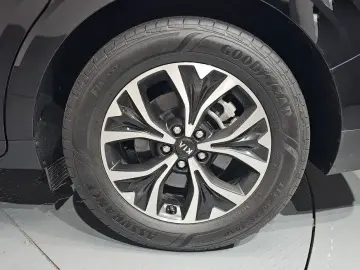 2021 Kia Carnival с пробегом 6 599 км