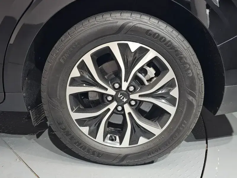2021 Kia Carnival с пробегом 6 599 км