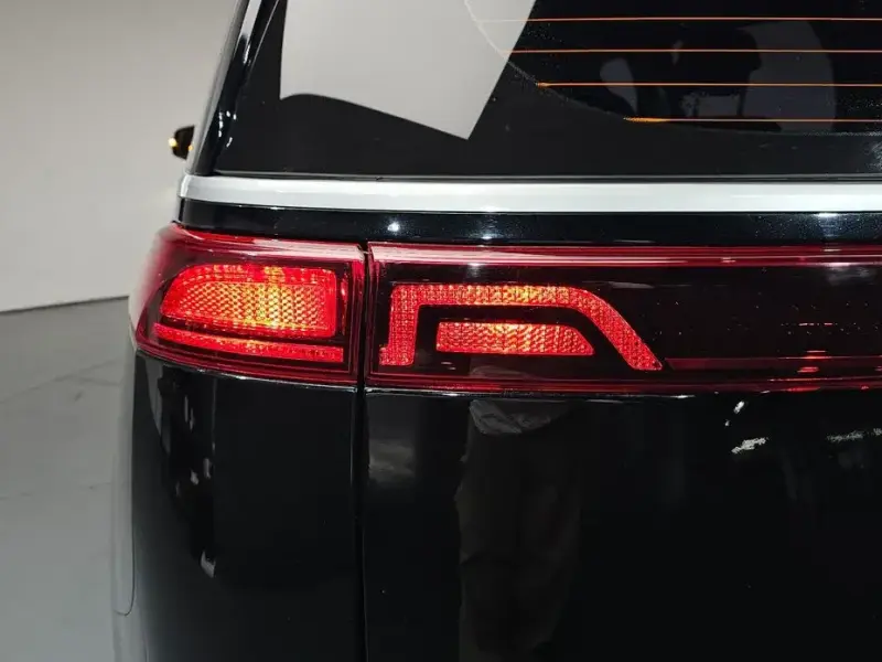 2021 Kia Carnival с пробегом 6 599 км