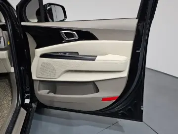 2021 Kia Carnival с пробегом 6 599 км