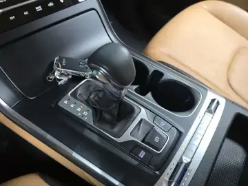 2022 Kia Carnival с пробегом 137 775 км