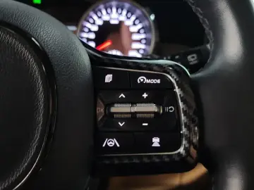 2021 Kia Carnival с пробегом 81 259 км