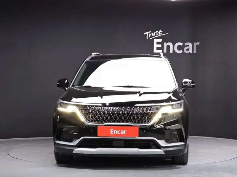 2022 Kia Carnival с пробегом 75 580 км