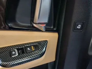 2021 Kia Carnival с пробегом 81 259 км