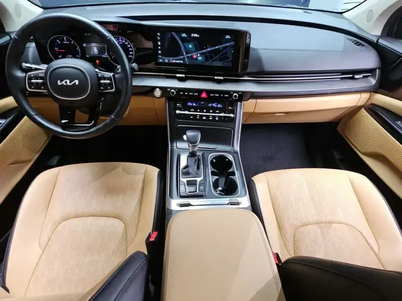 2022 Kia Carnival с пробегом 75 580 км