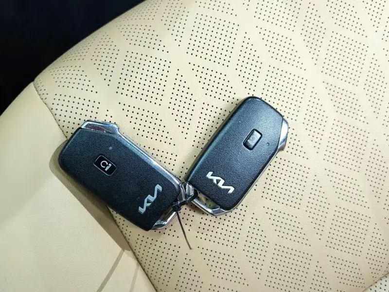 2022 Kia Carnival с пробегом 75 580 км