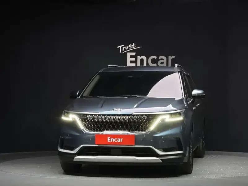 2021 Kia Carnival с пробегом 54 926 км