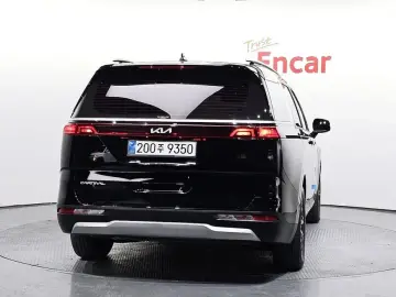 2023 Kia Carnival с пробегом 57 314 км