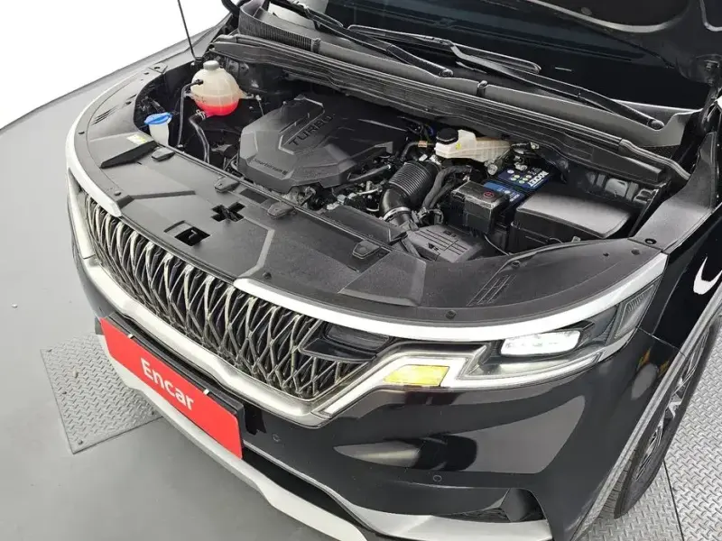 2023 Kia Carnival с пробегом 57 314 км