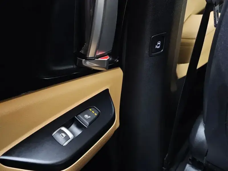 2023 Kia Carnival с пробегом 57 314 км
