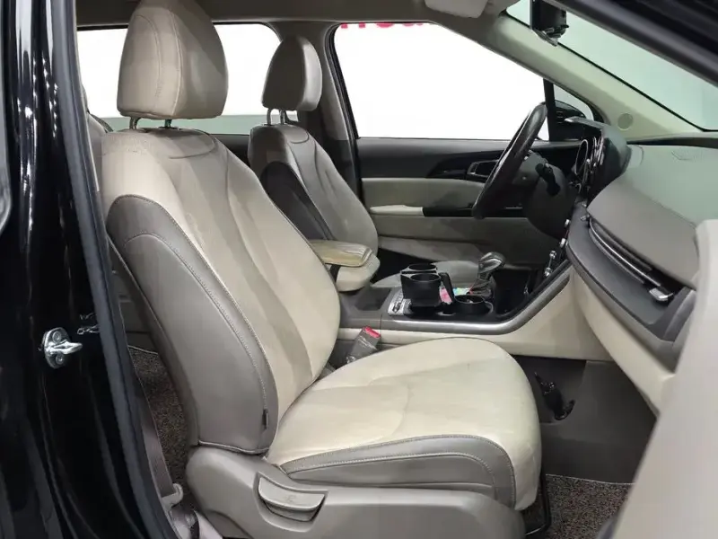 2021 Kia Carnival с пробегом 192 363 км