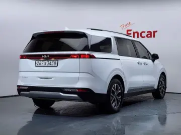 2023 Kia Carnival с пробегом 49 585 км
