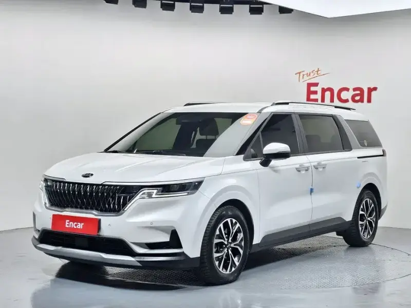 2021 Kia Carnival с пробегом 67 060 км
