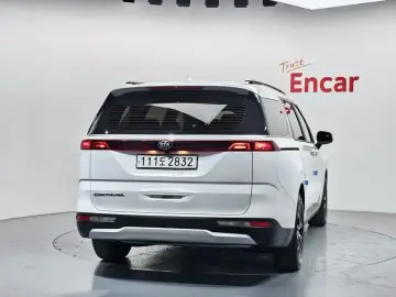 2021 Kia Carnival с пробегом 67 060 км