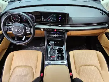 2021 Kia Carnival с пробегом 67 060 км