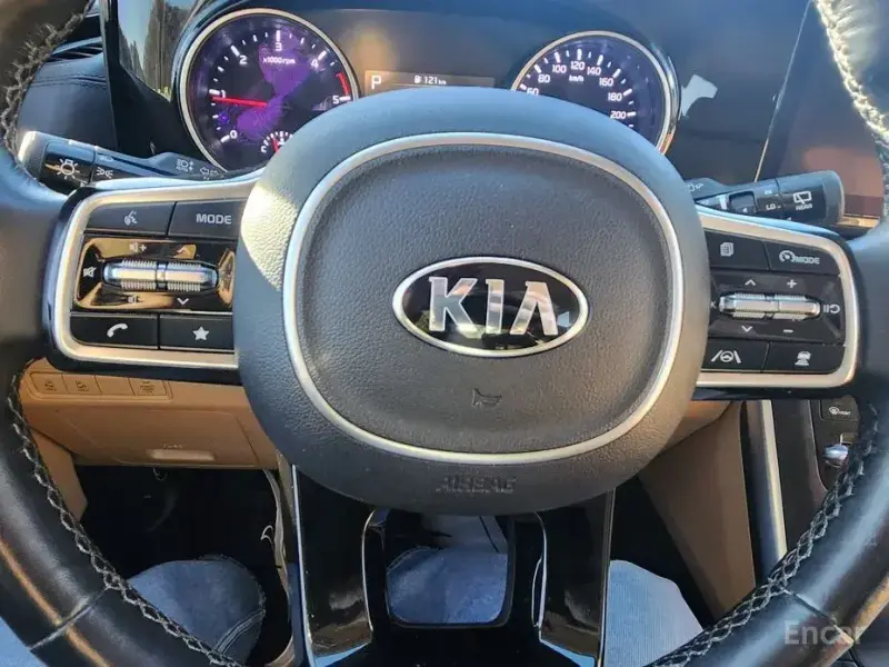 2021 Kia Carnival с пробегом 127 381 км