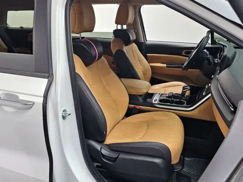 2021 Kia Carnival с пробегом 67 060 км