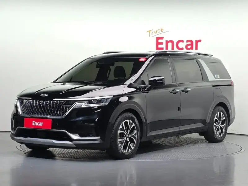 2021 Kia Carnival с пробегом 65 681 км