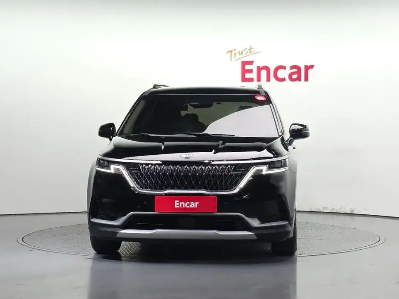 2021 Kia Carnival с пробегом 65 681 км