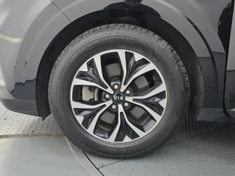 2021 Kia Carnival с пробегом 65 681 км