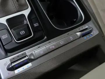 2021 Kia Carnival с пробегом 65 681 км