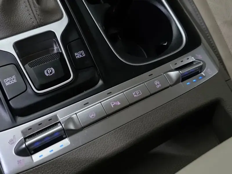 2021 Kia Carnival с пробегом 65 681 км
