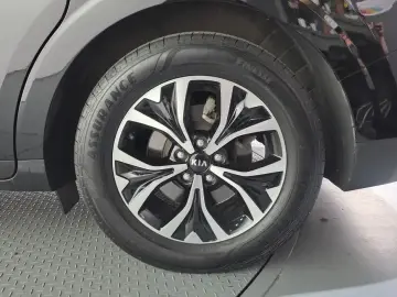2021 Kia Carnival с пробегом 65 681 км