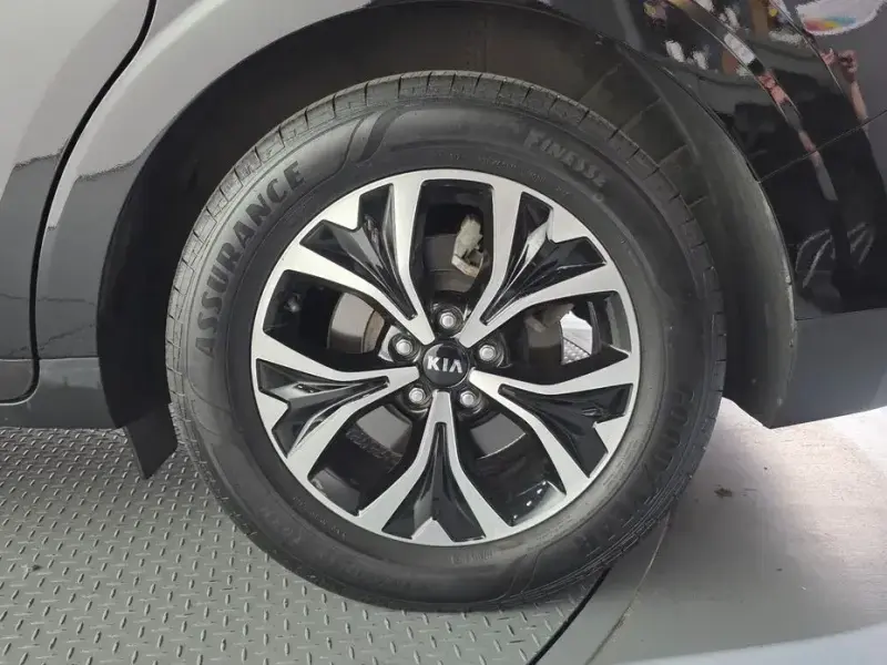 2021 Kia Carnival с пробегом 65 681 км