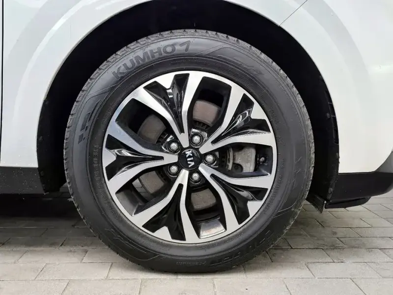 2021 Kia Carnival с пробегом 151 505 км