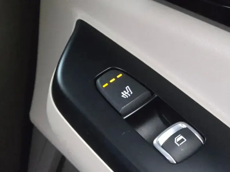 2021 Kia Carnival с пробегом 65 681 км