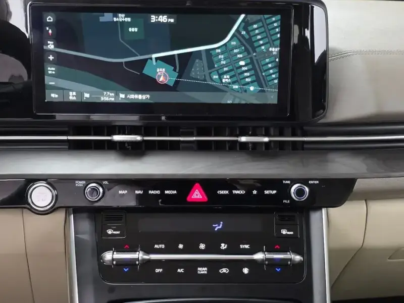 2021 Kia Carnival с пробегом 65 681 км