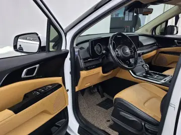 2021 Kia Carnival с пробегом 151 505 км