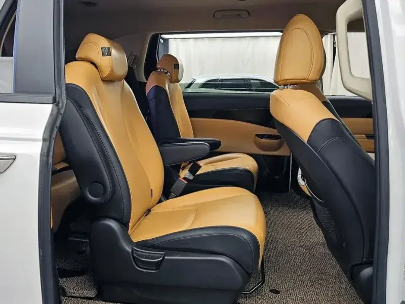 2021 Kia Carnival с пробегом 151 505 км