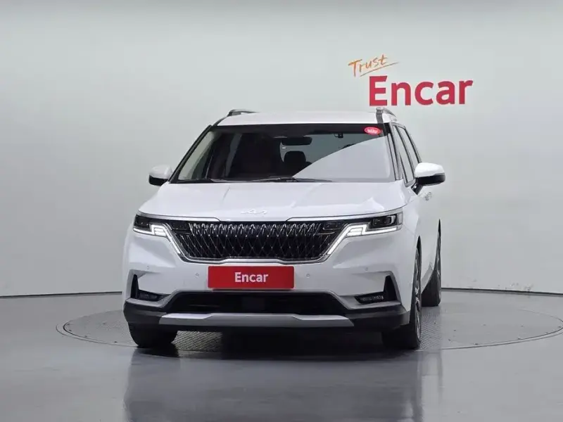 2021 Kia Carnival с пробегом 121 741 км
