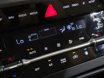2021 Kia Carnival с пробегом 163 928 км