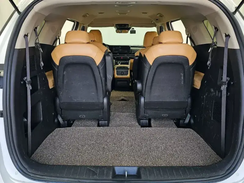 2021 Kia Carnival с пробегом 151 505 км