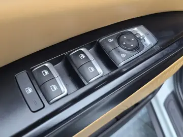 2021 Kia Carnival с пробегом 121 741 км